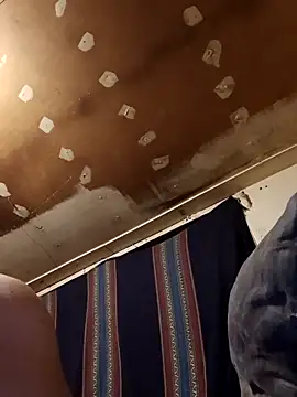 lucho2328 online show from September 2025 11:07:01 PM