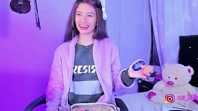 Sofiia cute  online show from October 2025 12:38:01 PM