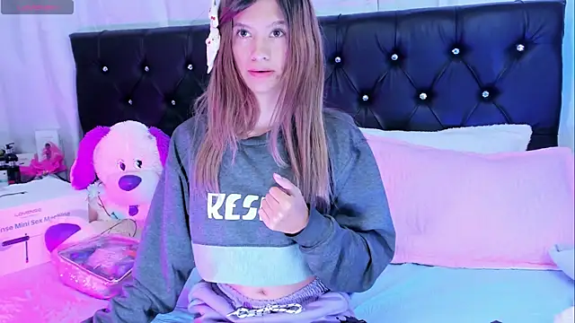 Sofiia cute  online show from February 2026 11:09:01 PM