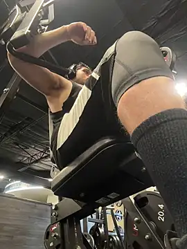 mrredcorn online show from April 2026 05:48:02 PM