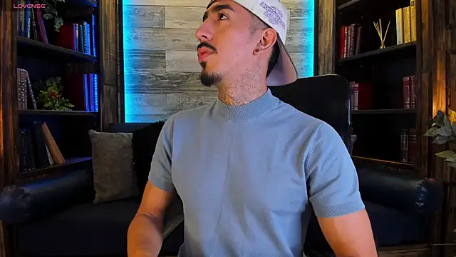 Donovan Desmond online show from December 2025 02:50:02 AM