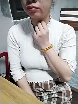 Mie rose online show from February 2026 01:37:02 AM