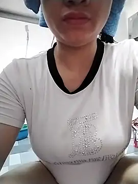 Mie rose online show from March 2026 02:04:02 AM