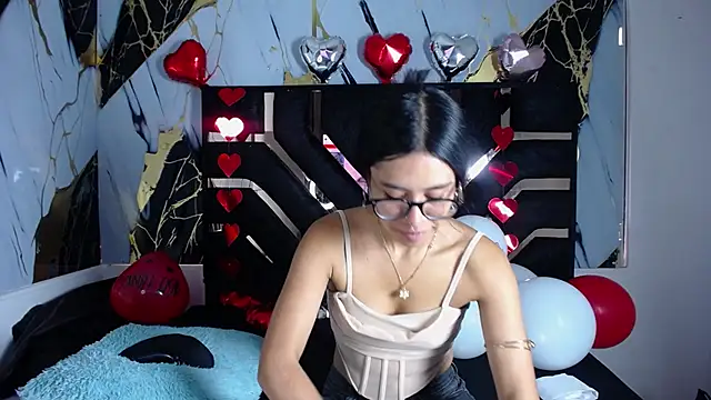 Miahotcs1 online show from February 2026 12:35:01 PM