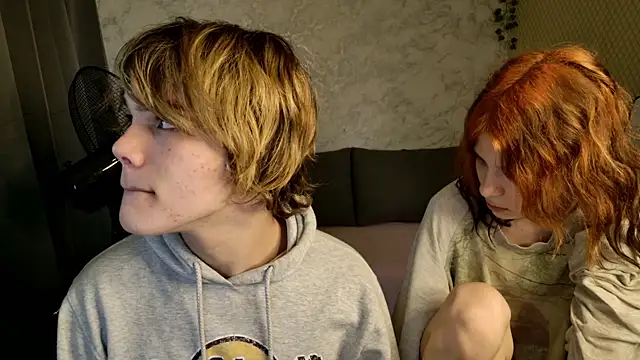 Snapshot of Bonnie_And_C1yde chatting on June 2026 05:09:02 AM Bonnie And C1yde online show from June 2026 05:09:02 AM