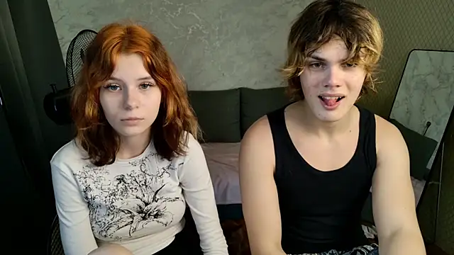 Snapshot of Bonnie_And_C1yde chatting on June 2026 01:02:01 PM Bonnie And C1yde online show from June 2026 01:02:01 PM
