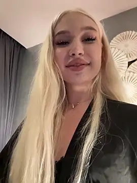 Kiss Avrora  online show from October 2025 03:02:02 PM