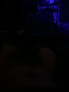 gucky25 online show from February 2026 01:27:02 PM