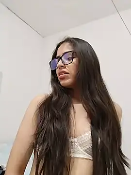 Snapshot of Goddesscut333 chatting on July 2026 11:33:02 PM Goddesscut333 online show from July 2026 11:33:02 PM
