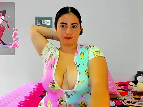 Snapshot of Eva_dirtshow chatting on October 2025 04:13:02 PM Eva dirtshow online show from October 2025 04:13:02 PM