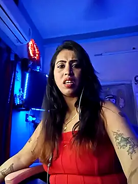 Snapshot of Love_Beauty01 chatting on February 2026 06:15:01 PM Love Beauty01 online show from February 2026 06:15:01 PM