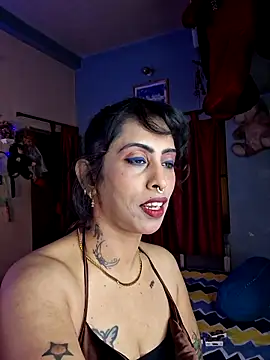 Snapshot of Love_Beauty01 chatting on May 2026 06:35:02 PM Love Beauty01 online show from May 2026 06:35:02 PM