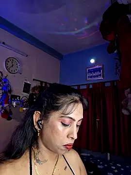 Snapshot of Love_Beauty01 chatting on June 2026 05:47:02 PM Love Beauty01 online show from June 2026 05:47:02 PM