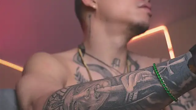 AlphaMasterXxx online show from March 2026 03:34:01 AM