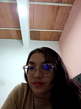 Snapshot of Sensual_Anyelie chatting on November 2025 01:27:01 AM Sensual Anyelie online show from November 2025 01:27:01 AM