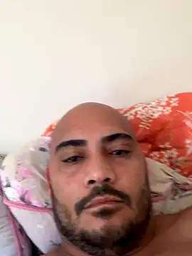 Snapshot of Morenocasado34liberal chatting on November 2025 03:55:02 PM Morenocasado34liberal online show from November 2025 03:55:02 PM