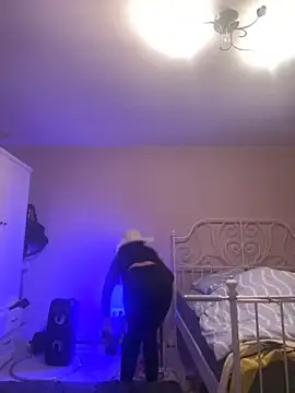 Lara KissSS online show from September 2025 06:46:01 PM