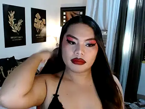 Snapshot of TSbrianaHugeCock chatting on September 2025 05:40:01 AM TSbrianaHugeCock online show from September 2025 05:40:01 AM