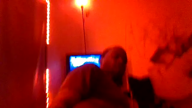 Nuttygmarley online show from April 2026 06:02:02 AM