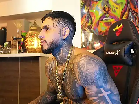 logan hugh8 online show from October 2025 06:33:01 AM