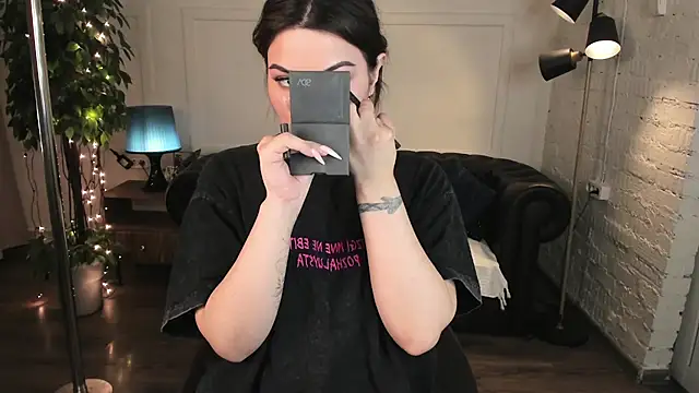 Dark Moni online show from February 2026 02:48:01 AM