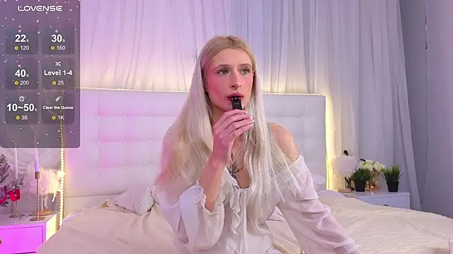 Monica Leen online show from January 2026 06:29:01 AM