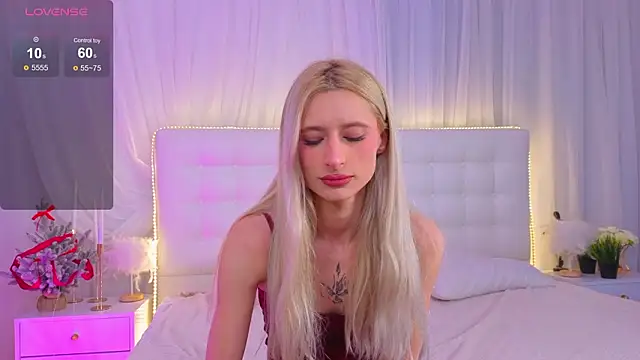 Monica Leen online show from January 2026 06:28:01 AM