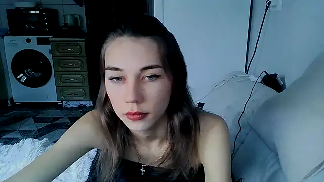 Crazy Empresis online show from September 2025 09:42:02 AM