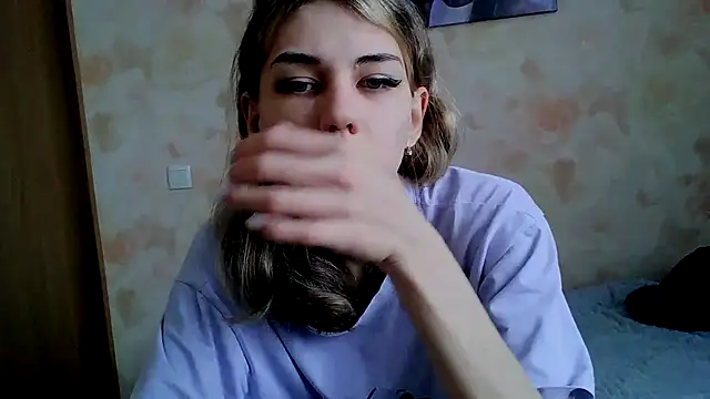 Crazy Empresis online show from April 2026 05:10:01 AM