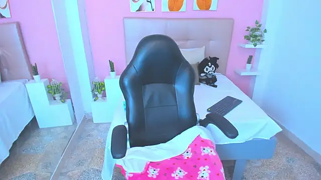 Snapshot of Miku_Kita chatting on September 2025 12:54:01 AM Miku Kita online show from September 2025 12:54:01 AM