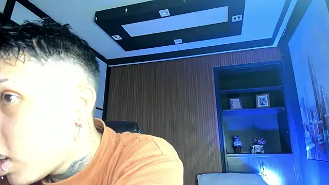 AlanRed  online show from October 2025 08:29:01 PM