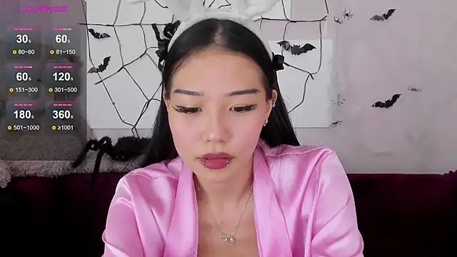 kuro mimi online show from November 2025 04:55:01 AM