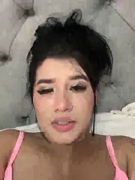 Aliciawhitee online show from October 2025 05:13:01 AM