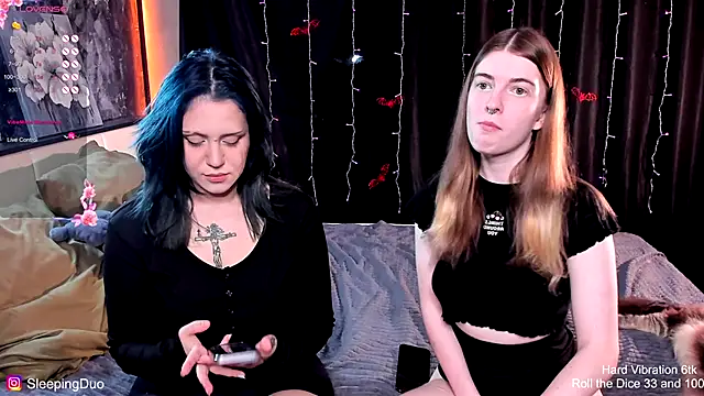 Threesomebabes online show from November 2025 12:50:02 PM