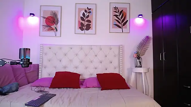 barbyehot online show from October 2025 12:20:02 AM