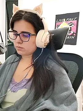 CutteGirl99 online show from October 2025 01:39:01 AM