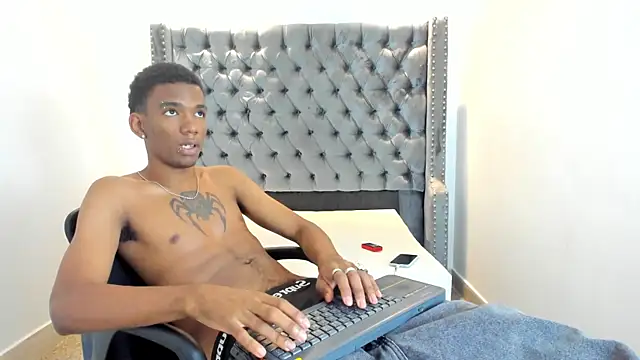 Snapshot of nero_reyd chatting on January 2026 07:30:01 PM nero reyd online show from January 2026 07:30:01 PM