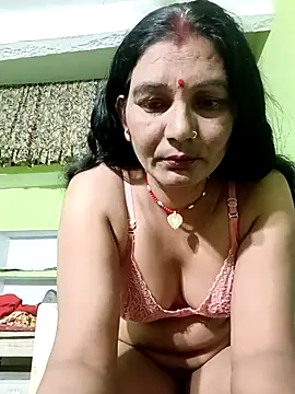 Snapshot of ZIVAA chatting on May 2026 05:16:02 AM ZIVAA online show from May 2026 05:16:02 AM