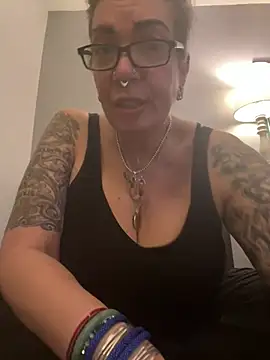 dieseldame1313 online show from January 2025 03:30:02 AM