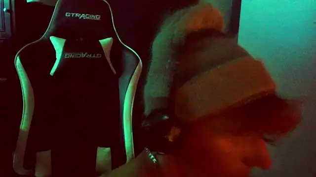 Snapshot of Robbin_Bnks chatting on September 2025 05:12:01 AM Robbin Bnks online show from September 2025 05:12:01 AM