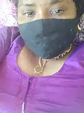 Snapshot of Tamilreethu chatting on November 2025 06:41:02 PM Tamilreethu online show from November 2025 06:41:02 PM