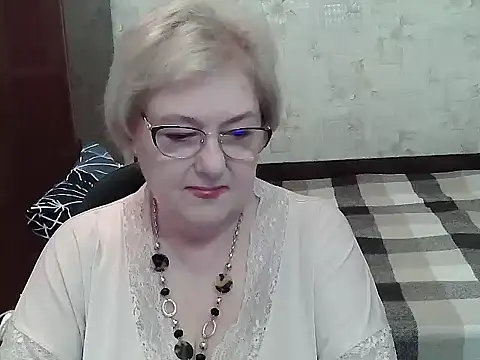 Renata62011 online show from June 2026 04:57:01 AM