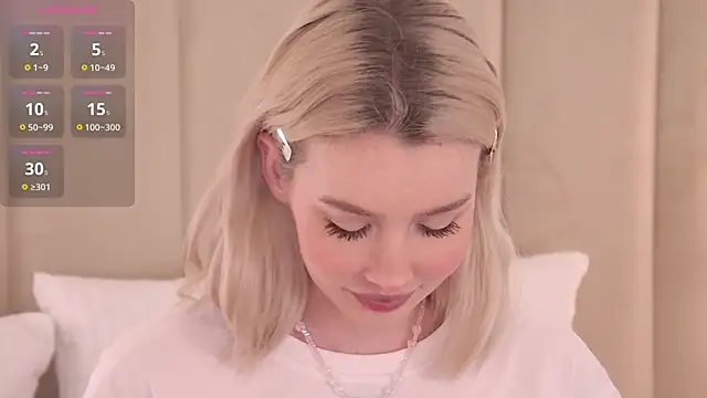 Snapshot of Nesolla chatting on October 2025 08:49:01 PM Nesolla online show from October 2025 08:49:01 PM