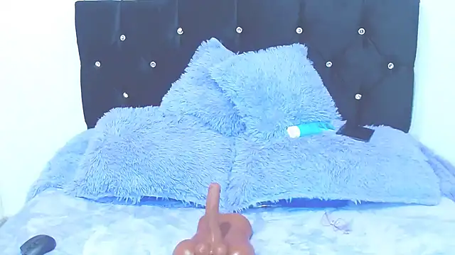 Gabi Jhons 23 online show from October 2025 12:18:02 PM