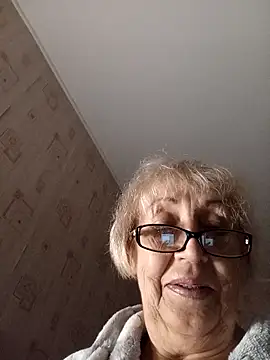 Anatolia5961 online show from October 2025 03:34:02 PM