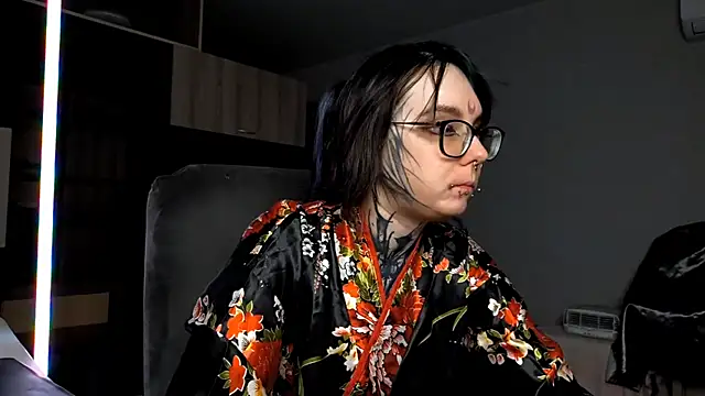 HighelikeGirl online show from October 2025 02:08:01 PM