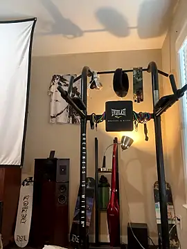 KeYBuMp323 online show from January 2026 03:28:02 PM