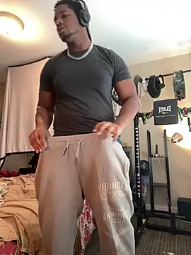 KeYBuMp323 online show from March 2026 04:24:02 PM