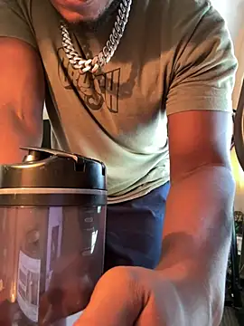 KeYBuMp323 online show from April 2026 03:04:02 PM