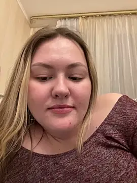 Snapshot of SunshineEmma chatting on February 2026 12:36:01 AM SunshineEmma online show from February 2026 12:36:01 AM